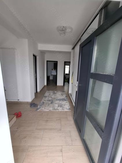 Casă cu 3 camere în Schitu