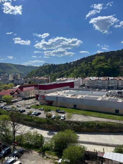 Apartament renovat complet, 69 mp, etaj 8 Zona Semiluna, Darmanest - 10