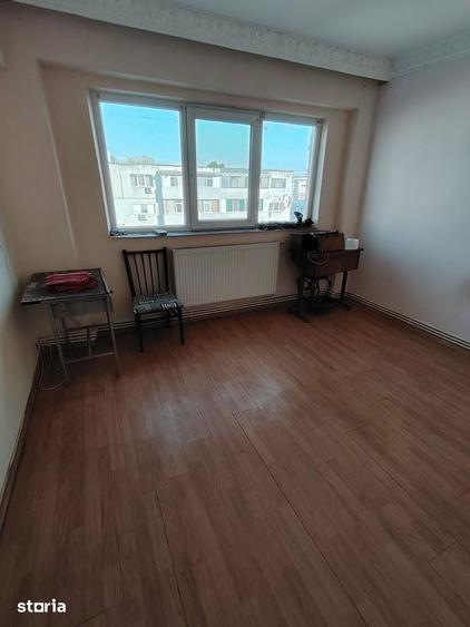 Apartament cu 2 camere decomandat în Radu Negru