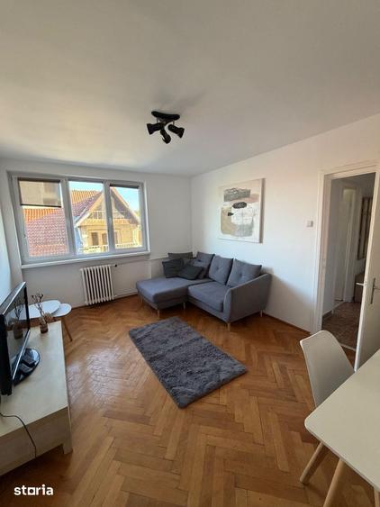 Apartament cu 3 camere în Orașul Nou