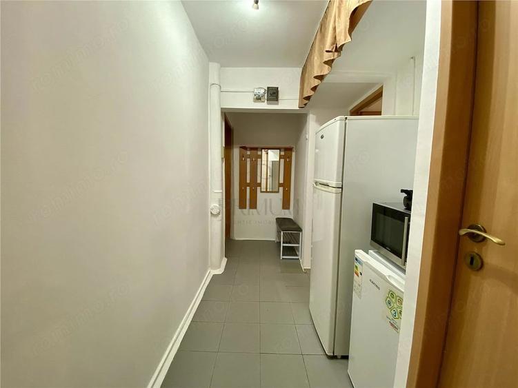 Apartament cu 2 camere semidecomandat în Spitalul Județean