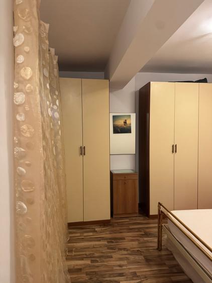 Apartament cu 2 camere semidecomandat în Prelungirea Ghencea