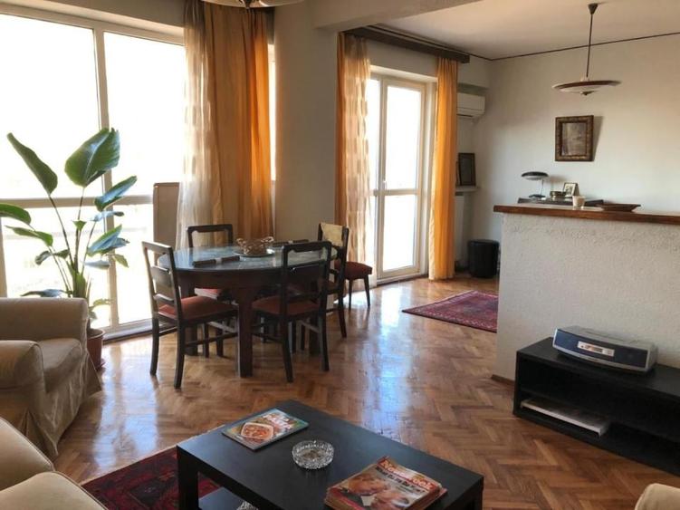 Apartament cu 2 camere în Universitate