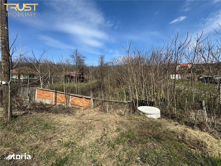 Casă cu 1 camere cu Teren 11400 Mp în Apahida