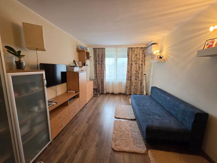 Apartament cu 2 camere decomandat în Colentina