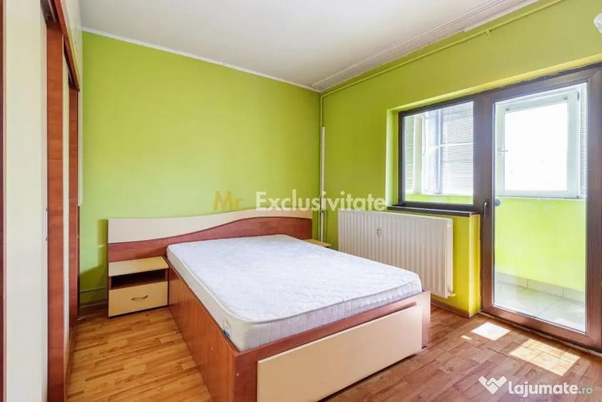 Apartament cu 3 camere decomandat în Sebastian