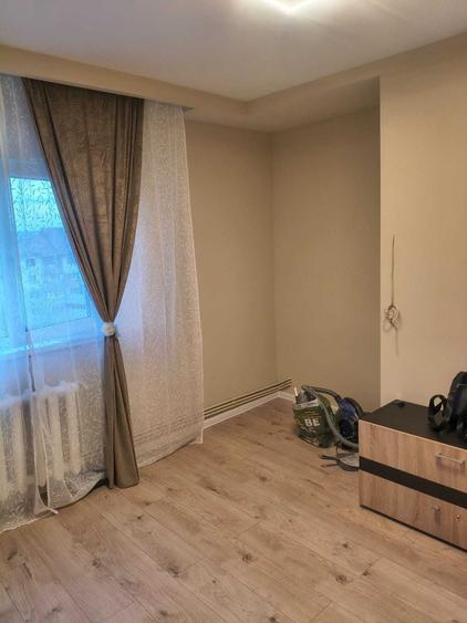 Garsonieră decomandată în Exterior Vest
