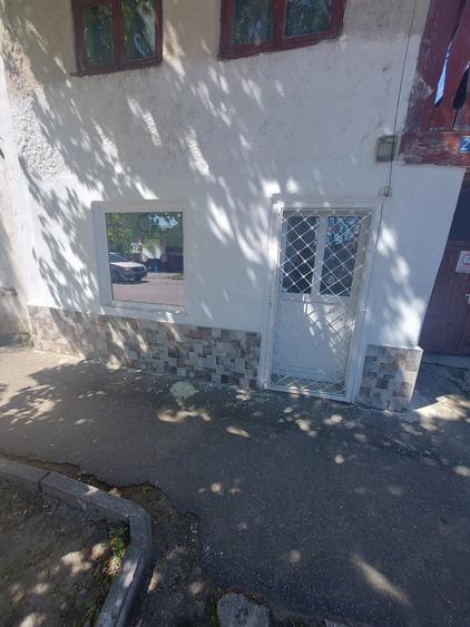 Spațiu comercial, de 30 mp, în Central