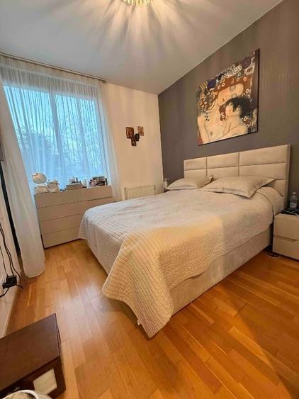 Apartament cu 4 camere decomandat, mobilat în Exterior Vest