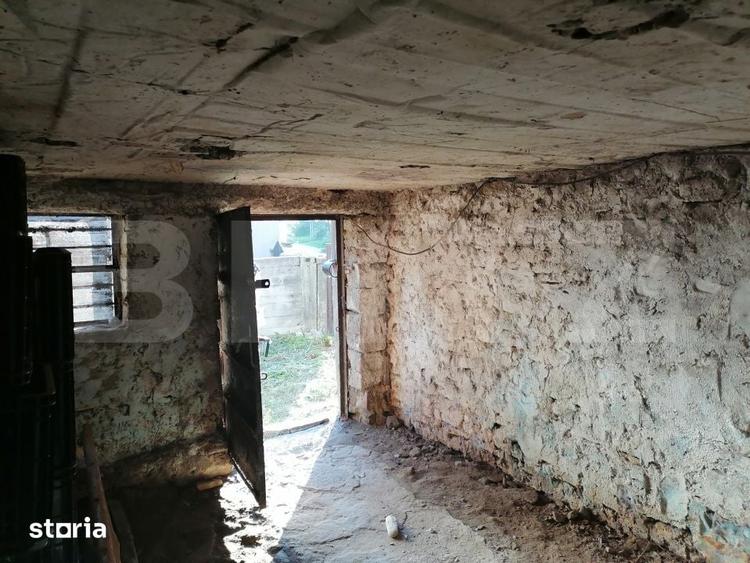 Casă cu 2 camere cu Teren 1000 Mp în Voinești