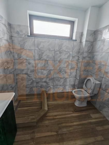 Spațiu comercial, de 360 mp, în Central