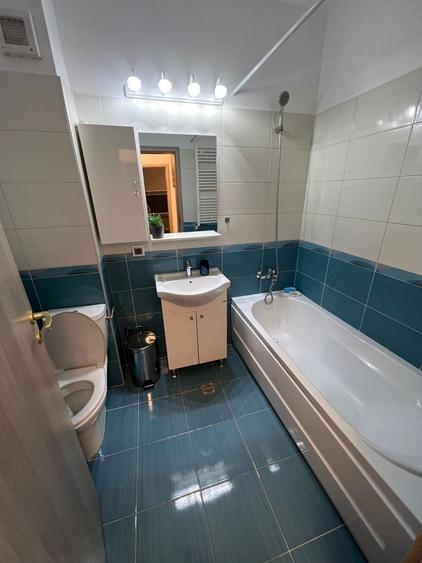 Apartament cu 2 camere semidecomandat în Păcii