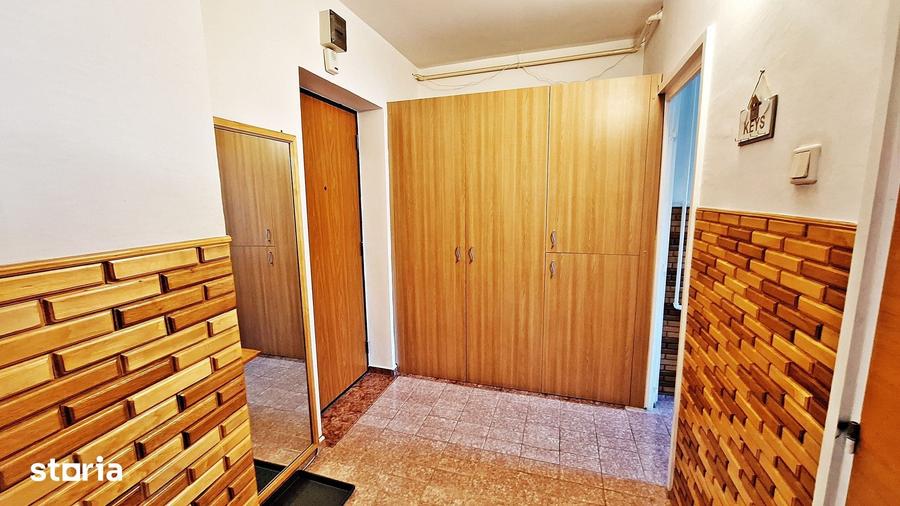 Apartament cu 2 camere semidecomandat în Răcădău