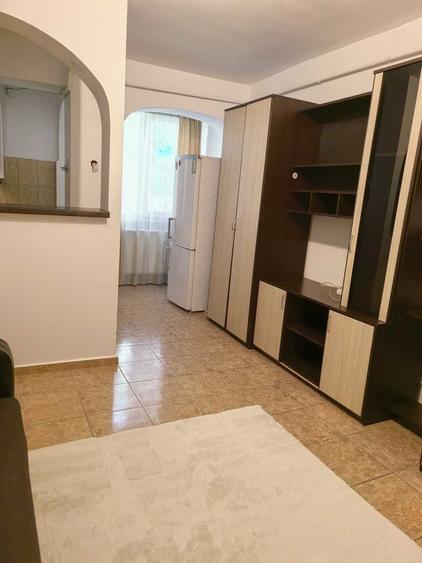 Garsonieră decomandată în Alexandru cel Bun