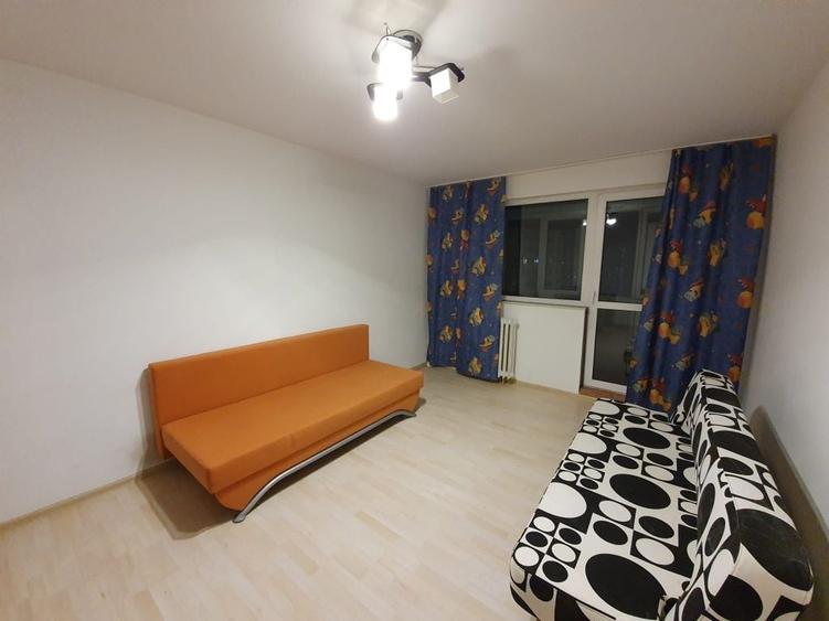 Apartament cu 2 camere decomandat în Dristor