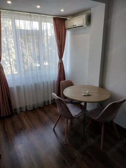Garsonieră decomandată în Hipodrom