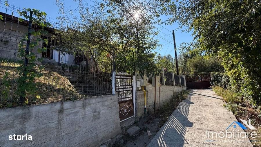 Casă cu 2 camere în Petros