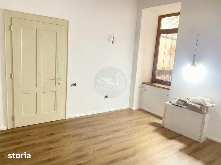 Apartament cu 3 camere semidecomandat în Ultracentral