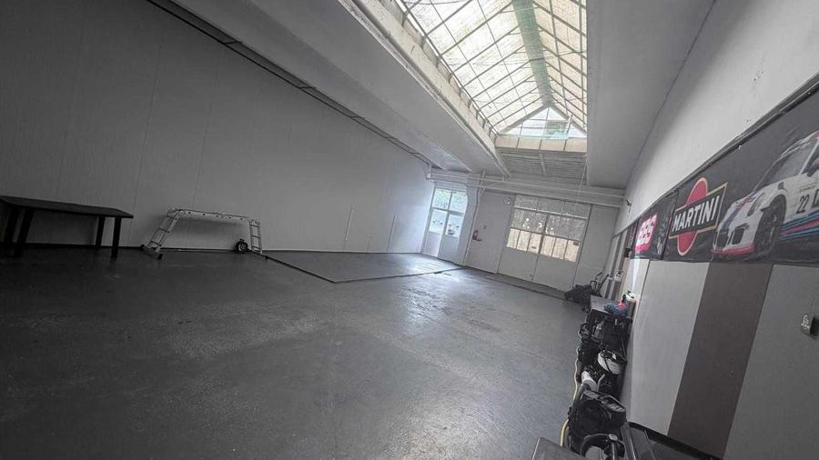 Spațiu comercial, de 120 mp, în Țigarete