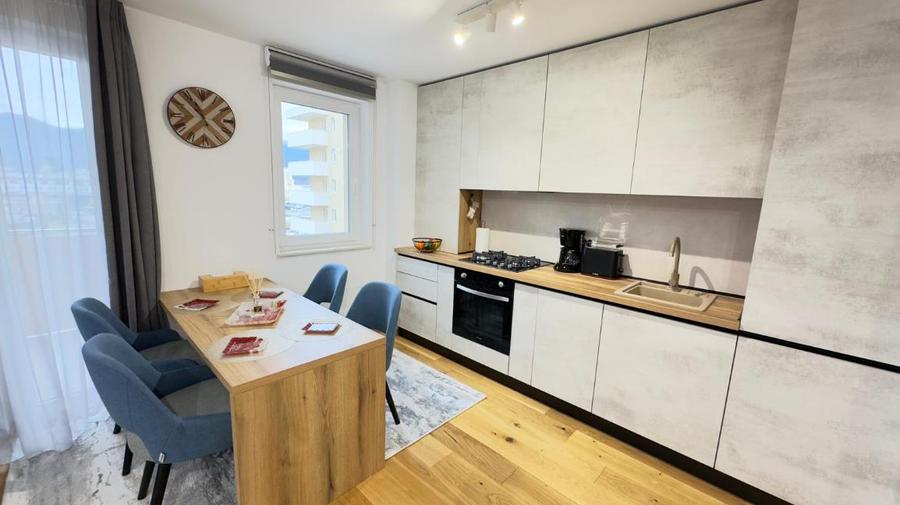 Apartament cu 2 camere decomandat, mobilat în Astra