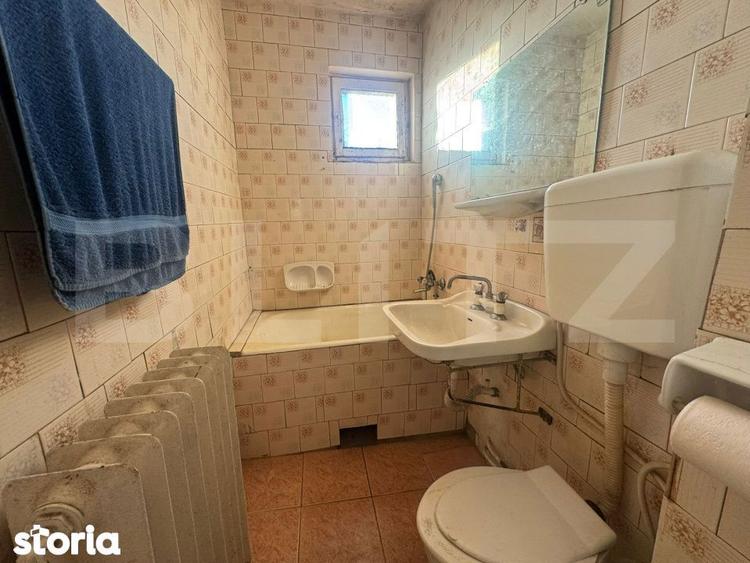 Apartament cu 3 camere semidecomandat în Central