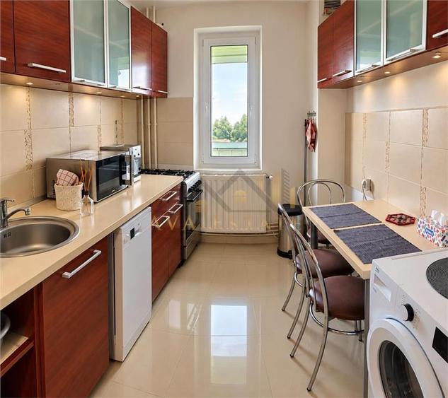 Apartament cu 2 camere decomandat, mobilat în Torontalului