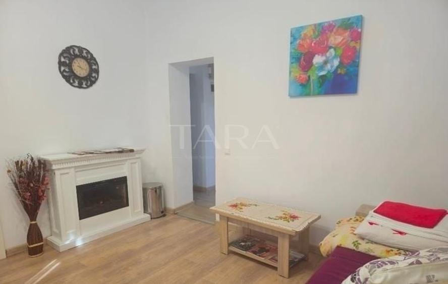 Casă individuală cu 2 camere cu Canalizare în Ultracentral