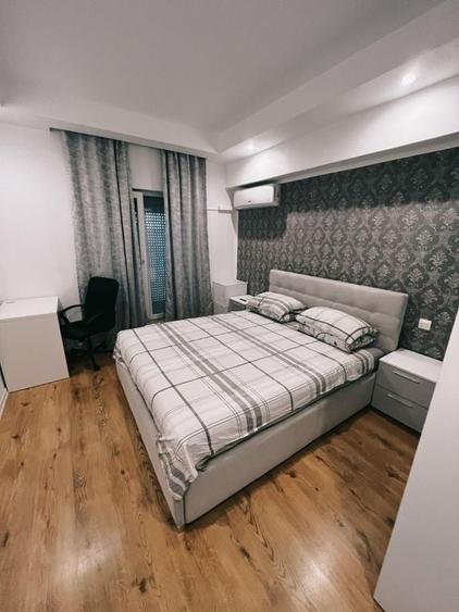 Apartament cu 3 camere decomandat în Ștefăneștii de Jos