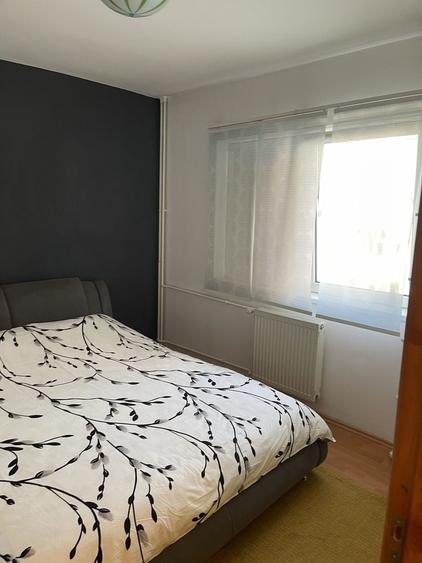 Apartament cu 2 camere decomandat în Drumul Taberei