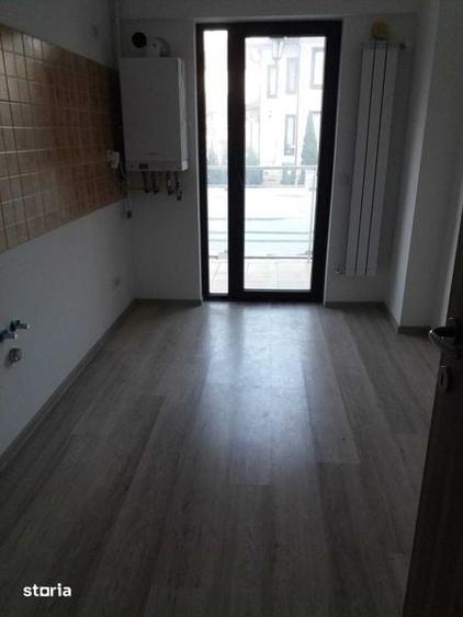 Garsonieră decomandată în Valea Lupului