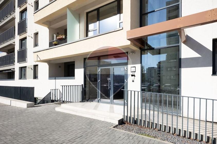 Apartament cu 2 camere decomandat, mobilat în Tractorul