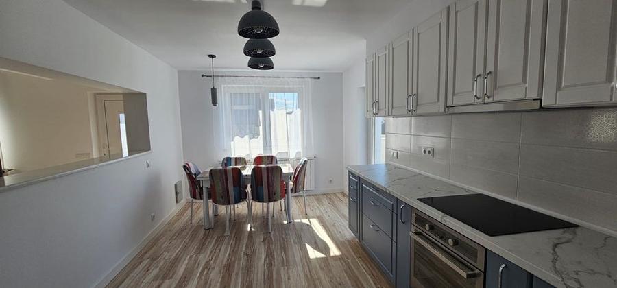 Casă cu 4 camere cu Teren 340 Mp în Tineretului
