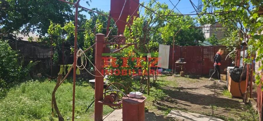 Casă cu 2 camere cu Teren 688 Mp în Caracal