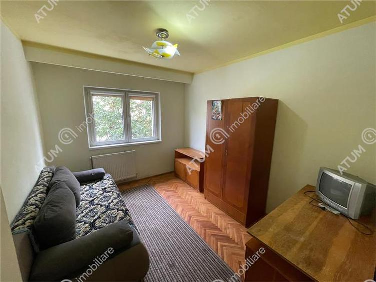 Apartament 3 camere decomandate 2 balcoane zona Turnisor Sibiu - 4