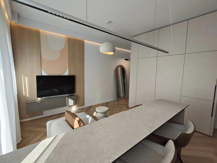 Apartament cu 3 camere în Turnișor