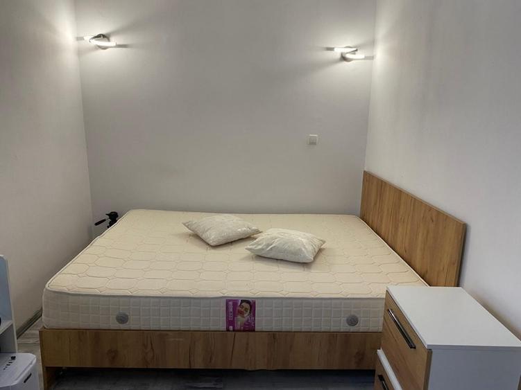 Apartament cu 2 camere decomandat în Exterior Vest