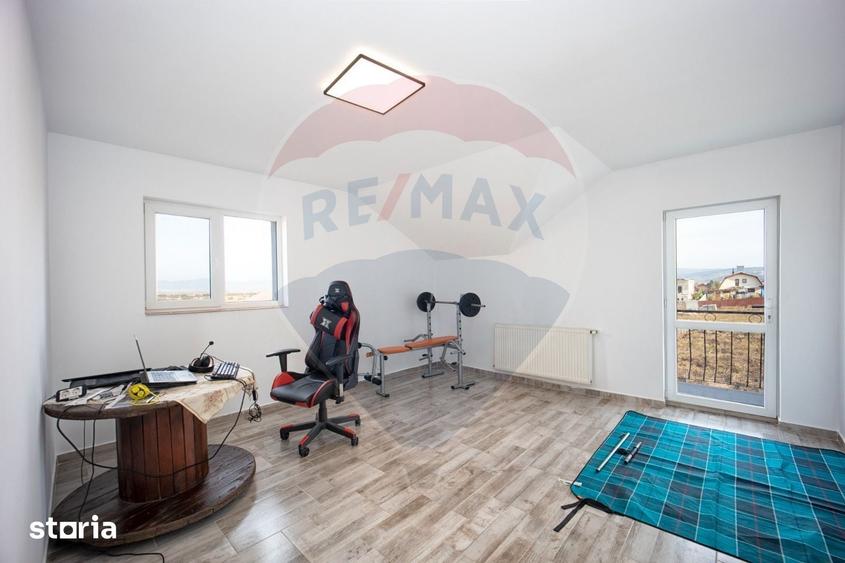 Casă cu 4 camere cu Teren 620 Mp în Bod
