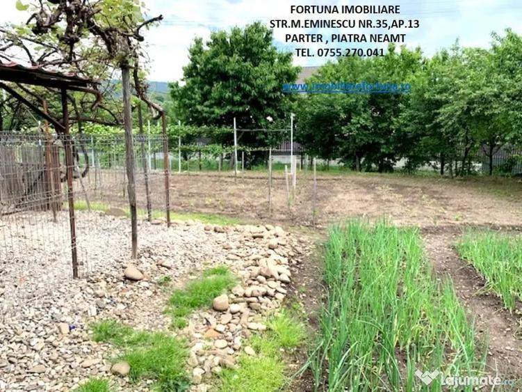 Casă cu 2 camere cu Teren 900 Mp în Central