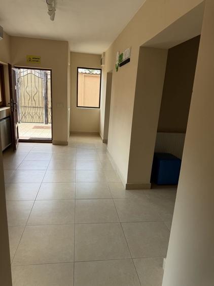 Casă cu 3 camere cu Teren 165 Mp în Central