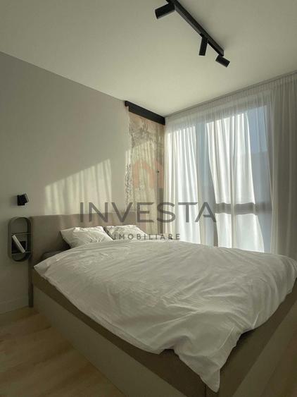Apartament cu 2 camere semidecomandat, mobilat în Zorilor