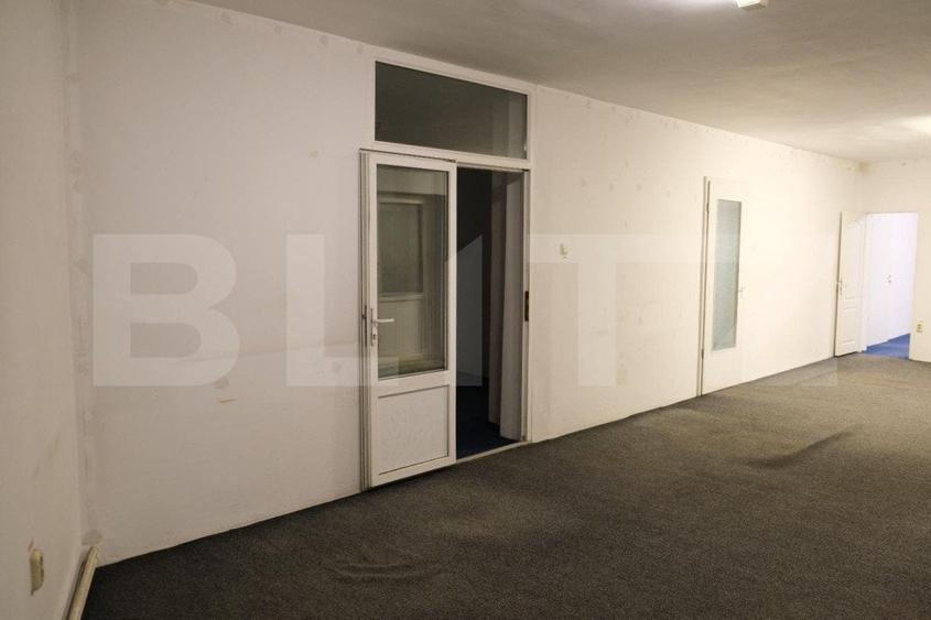Birou, de 165 mp, în 13 Decembrie