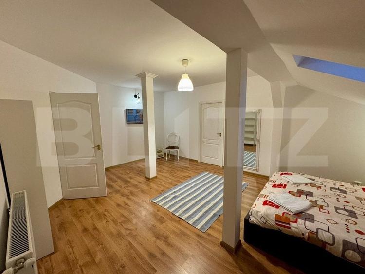 Apartament cu 3 camere decomandat, mobilat în Cârcea
