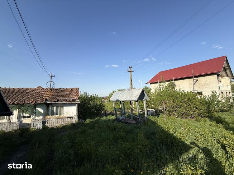 Casă cu 3 camere cu Teren 3200 Mp în Brusturi