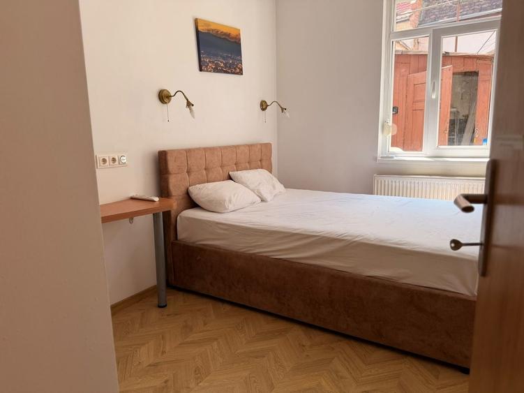 Apartament cu 2 camere, mobilat în Central