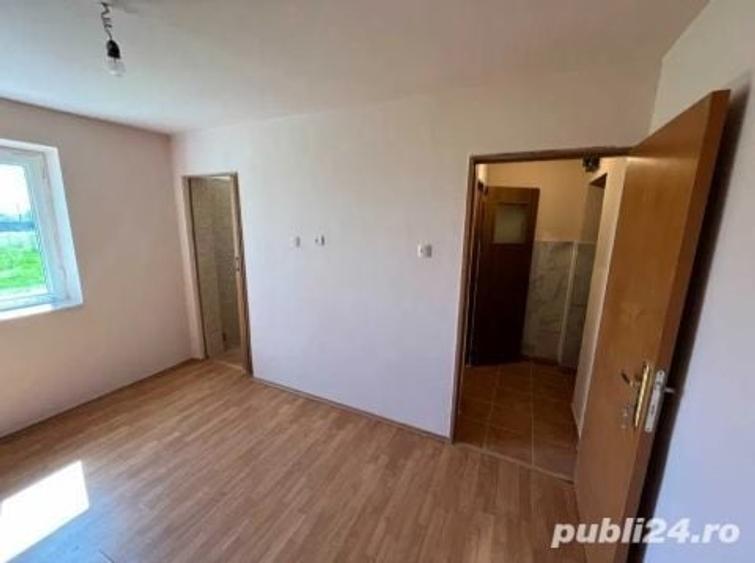 Apartament cu 2 camere decomandat în Coșeri