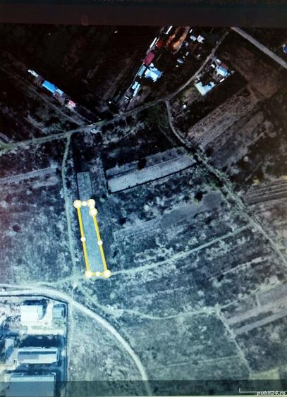 Teren de 1400 mp, în Vest