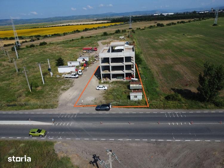 Spațiu comercial, de 730 mp, în Central