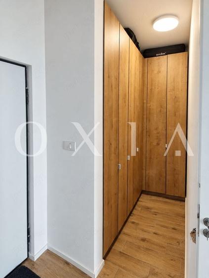 Apartament cu 3 camere semidecomandat, mobilat în Giroc