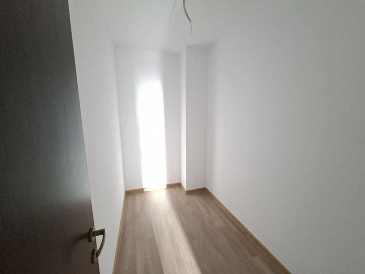 Apartament cu 2 camere decomandat în Sânpetru