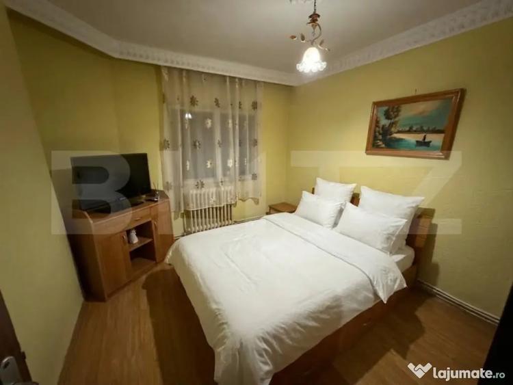 Apartament cu 4 camere decomandat în Dacia